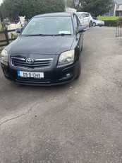 2009 - Toyota Avensis Manual