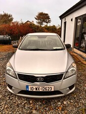 2010 - Kia Ceed ---