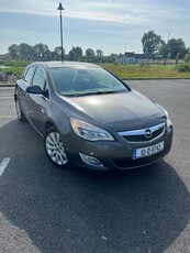 2010 - Opel Astra Manual