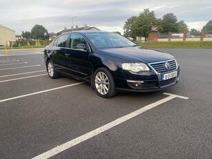 2010 - Volkswagen Passat Manual