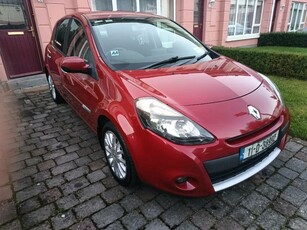 2011 - Renault Clio Manual