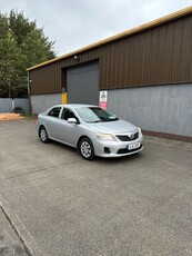 2012 - Toyota Corolla Manual