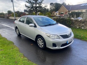 2012 - Toyota Corolla Manual