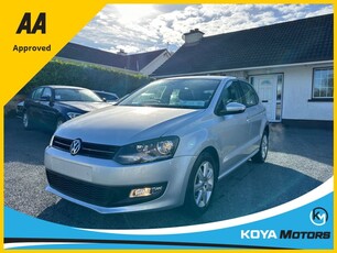 2012 - Volkswagen Polo Automatic