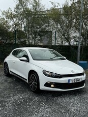 2012 - Volkswagen Scirocco Manual