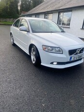 2012 - Volvo S40 Manual