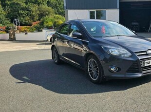 2013 - Ford Focus Manual