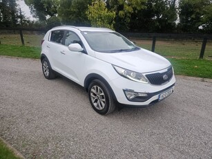 2014 - Kia Sportage Manual