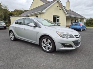 2014 - Opel Astra Manual