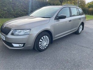 2014 - Skoda Octavia Manual