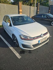 2014 - Volkswagen Golf Automatic