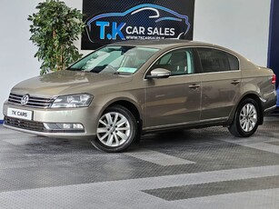 2014 - Volkswagen Passat Manual