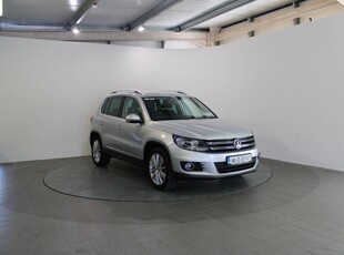 2014 - Volkswagen Tiguan Manual