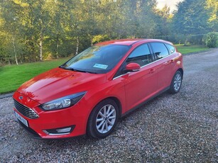 2015 - Ford Focus Manual