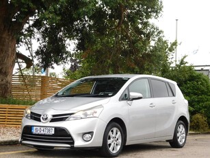 2015 - Toyota Verso Manual