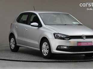 2015 - Volkswagen Polo Manual