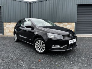 2015 - Volkswagen Polo Manual