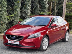 2015 - Volvo V40 Automatic