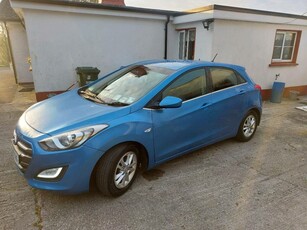 2016 - Hyundai i30 Manual