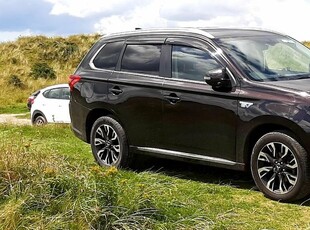 2016 - Mitsubishi Outlander Automatic