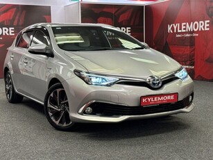 2016 - Toyota Auris Automatic