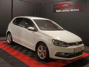 2016 - Volkswagen Polo Automatic