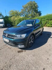 2016 - Volkswagen Tiguan Manual