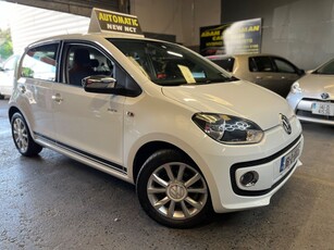 2016 - Volkswagen up! Automatic