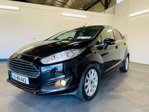 2017 - Ford Fiesta Manual