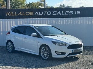 2017 - Ford Focus Manual