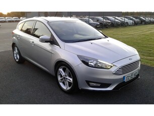 2017 - Ford Focus Manual