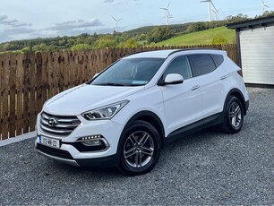 2017 - Hyundai Santa Fe Manual