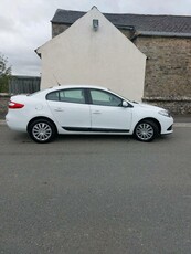 2017 - Renault Fluence Manual