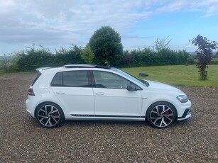 2017 - Volkswagen Golf Automatic