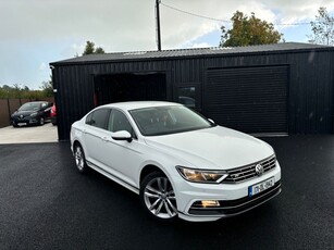 2017 - Volkswagen Passat Manual