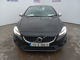 2017 - Volvo V40 Manual