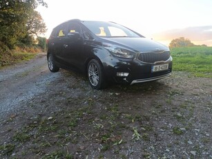 2018 - Kia Carens Manual