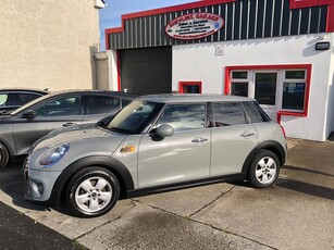 2018 - Mini Cooper Manual