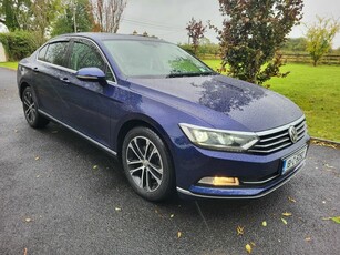 2018 - Volkswagen Passat Manual