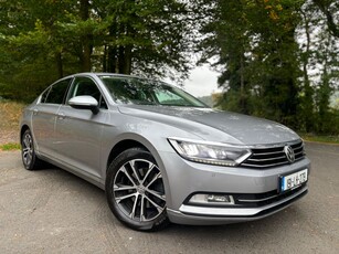 2019 - Volkswagen Passat Manual