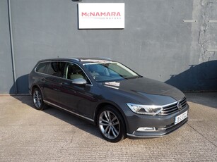 2019 - Volkswagen Passat Manual