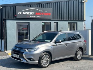 2020 - Mitsubishi Outlander Automatic