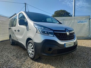 2020 - Renault Trafic Manual