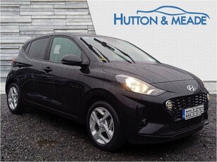 2022 - Hyundai i10 Automatic