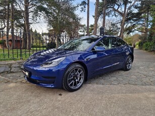 2023 - Tesla Model 3 Automatic