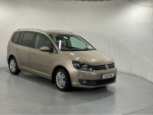 VOLKSWAGEN TOURAN