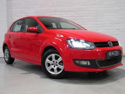 2014 - Volkswagen Polo Automatic