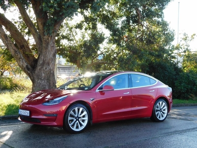 2020 - Tesla MODEL 3 Automatic