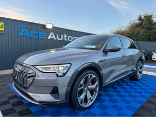 AUDI E-TRON