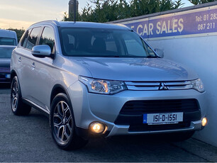 MITSUBISHI OUTLANDER